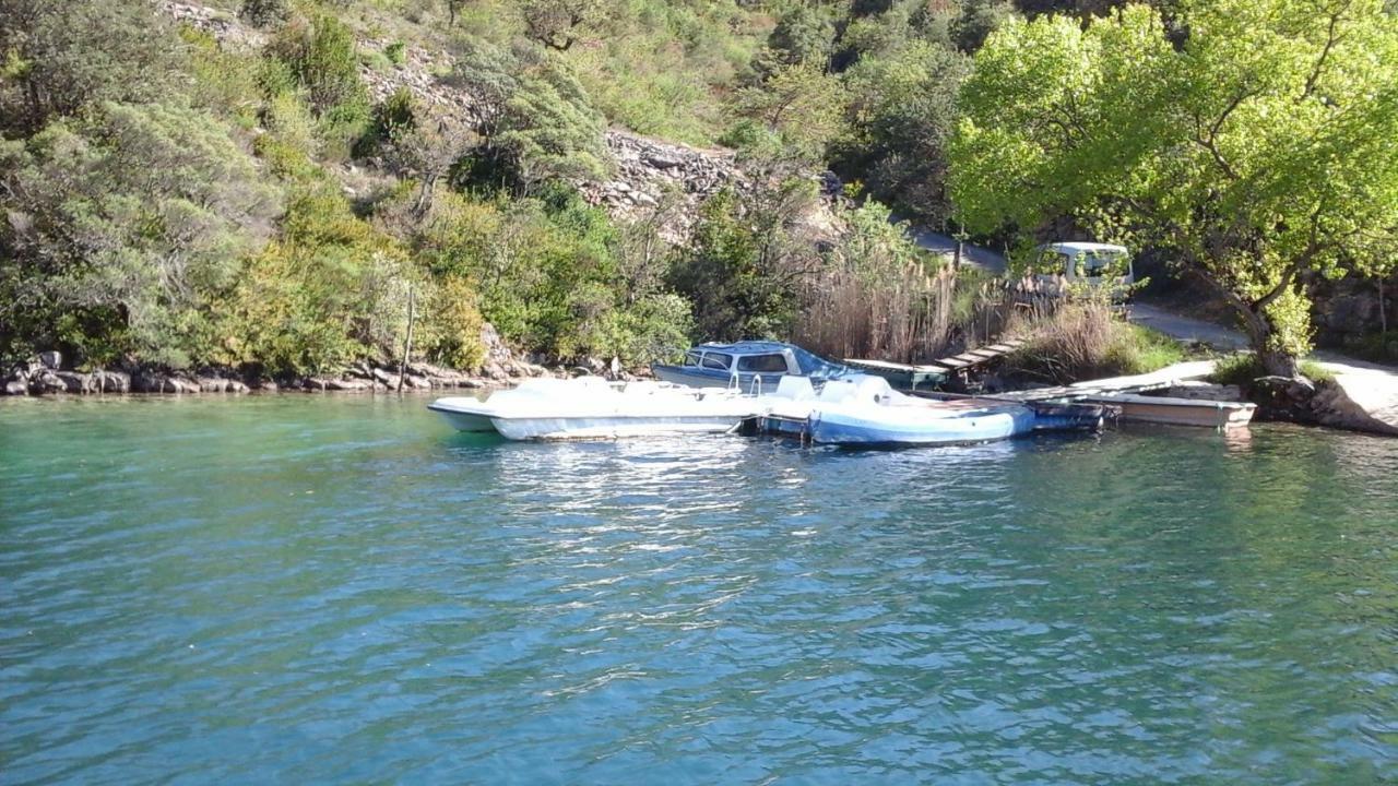 domisiladoré Esparron-de-Verdon Extérieur photo